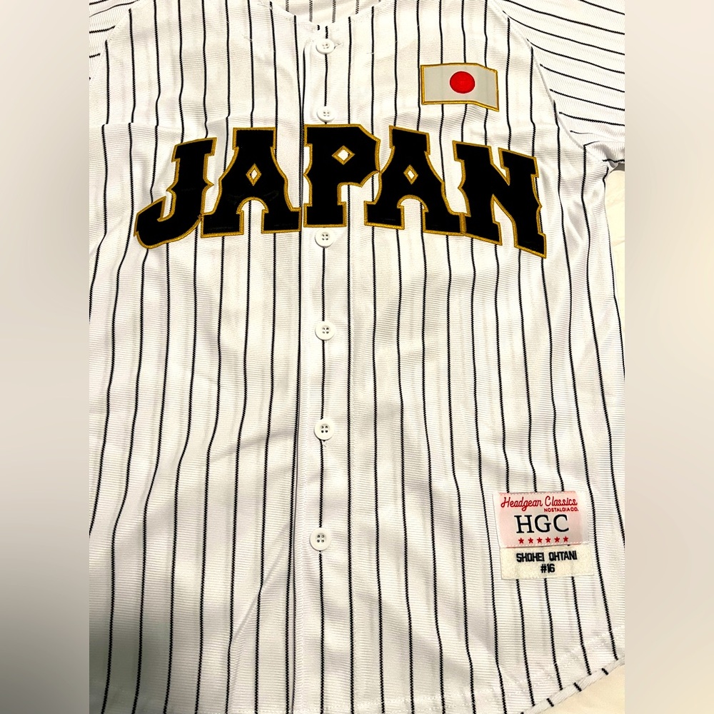 Shohei Ohtani #16 Japan Jersey. White w/ black pinstripes. Size Medium. New